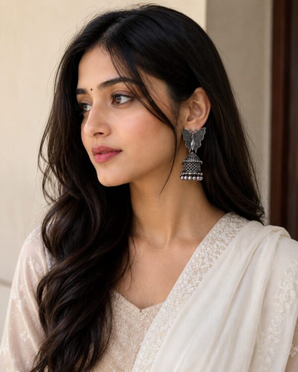 Pariza Butterfly Jhumka