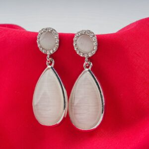 Ivory Glow Teardrop Earrings